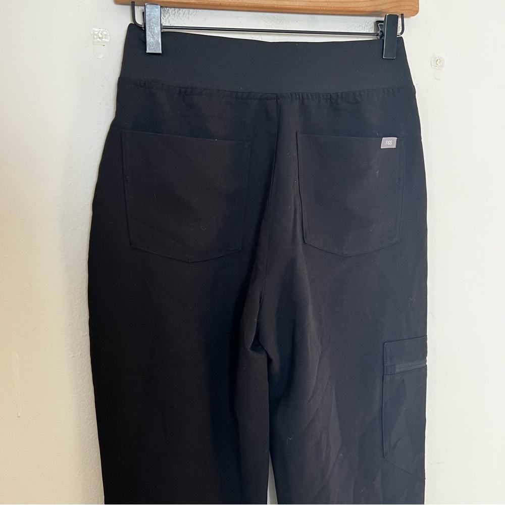 NWT FIGS- High Waisted Zamora Jogger Scrub Pants Black Medical Doctor Nurse - Picture 5 of 8
